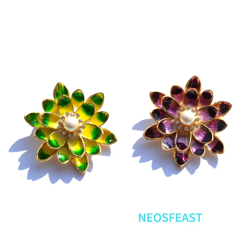Moda Bijuterii Stras Lotus Broșe Pentru Femei Gradient De Culoare Mai Multe Cadouri De Vacanță Corsaj Din Aliaj De Pin Rochie De Mireasa Cu Ornamente