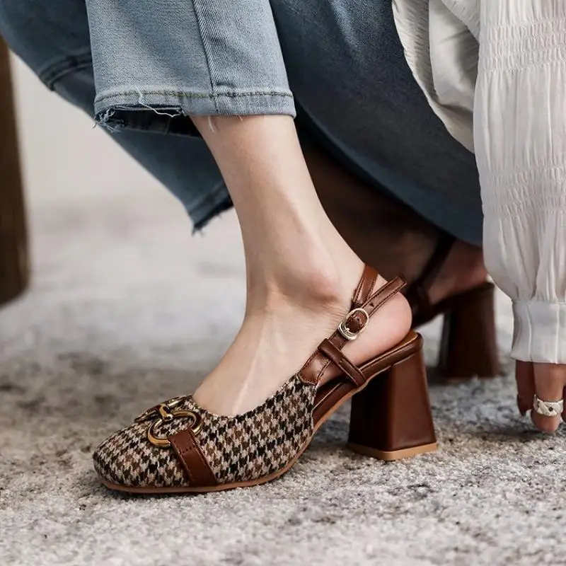 Femei Sandale Vintage Carouri Curea Glezna Pătrat cu Toc de Metal Decor Doamnelor Pantofi Cataramă de Moda de sex Feminin pantofi la comandă