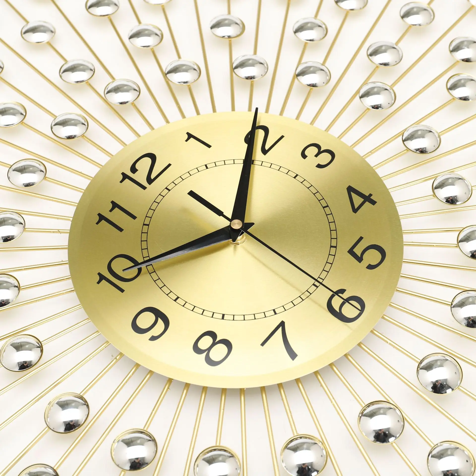 Creative Mare Ceas De Perete Metal Tăcut Moderne De Lux, Ceasuri De Perete Decor Acasă Tăcut Ceasuri De Aur Camera De Zi De Decorare Cadou 1