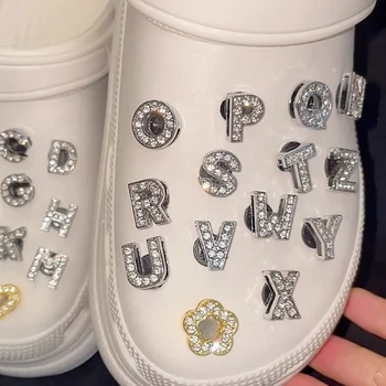 DIY Aliaj de Argint Stras 26 de Litere Crocses Farmece Designer Coroana Simbol de Dragoste Fluture Pantofi Decaration pentru Croc Jibbi Saboți